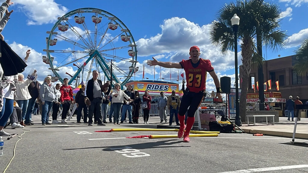 Touchdown Circus Show 2